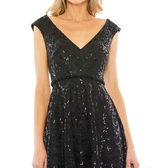 NWT Mac Duggal  Sequin Cap Sleeve V Neck Dress Black - Picture 3 of 16